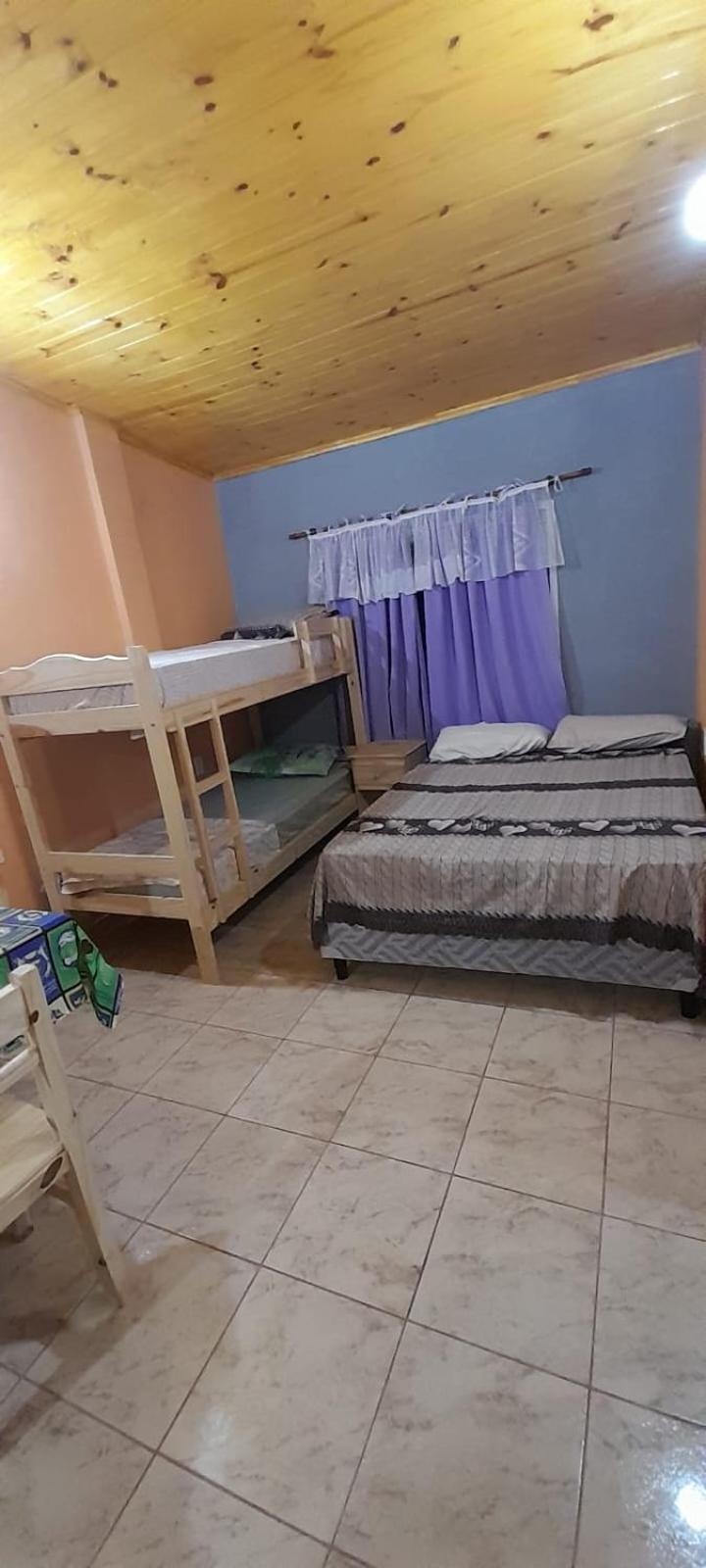 Hostel Farfalla Puerto Iguazú Esterno foto
