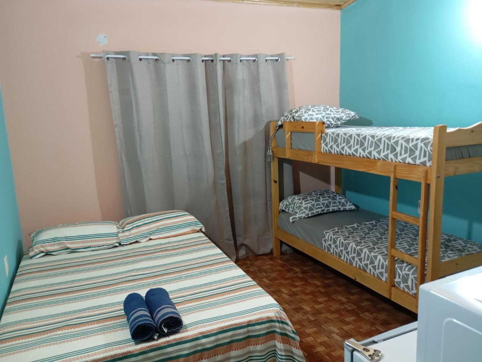 Hostel Farfalla Puerto Iguazú Esterno foto